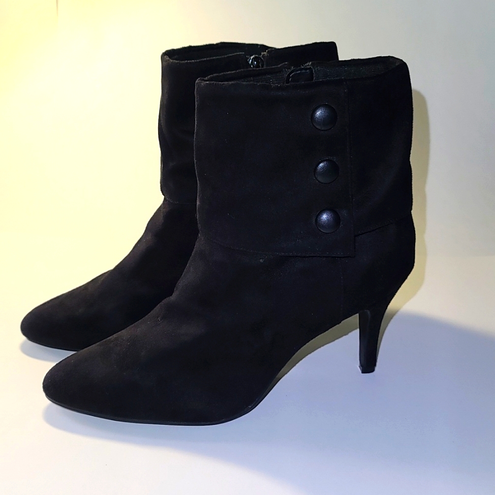 Cuffed Booties